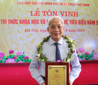 KHÔNG PHẢI TUỔI TÁC, SỰ CHĂM CHỈ VÀ TẬN TÂM MỚI QUYẾT ĐỊNH THÀNH CÔNG TRONG HÀNH TRÌNH CHINH PHỤC TRI THỨC