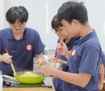 HỌC SINH JIS TÍCH CỰC CHUẨN BỊ CHO CUỘC THI JUNIOR MASTER CHEF